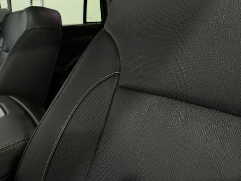 Used 2018 GMC Yukon SLT w/ Open Road Package image 20