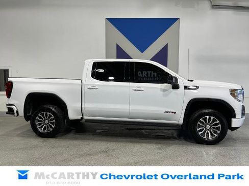 Used 2021 GMC Sierra 1500 AT4 w/ AT4 Premium Package AWD/4WD image 4