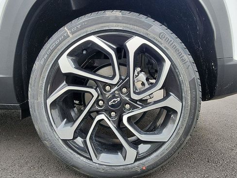 New 2026 Chevrolet Trax RS w/ Sunroof Package image 9