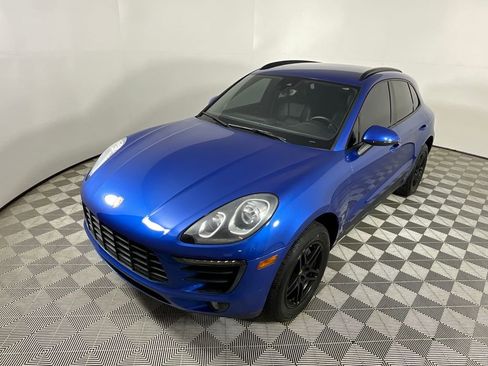 Used 2018 Porsche Macan image 9