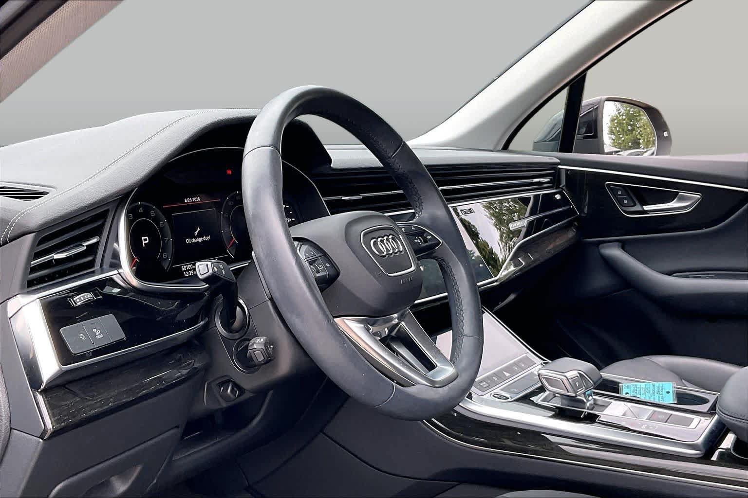 Used 2023 Audi Q7 2.0T Premium w/ Convenience Package AWD/4WD image 18