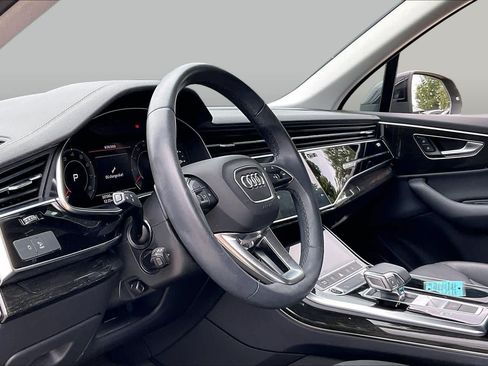 Used 2023 Audi Q7 2.0T Premium w/ Convenience Package AWD/4WD image 18