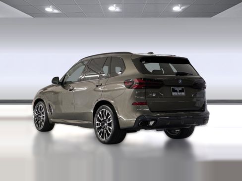 New 2026 BMW X5 xDrive50e w/ M Sport Package image 3