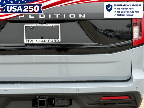New 2026 Ford Expedition Active RWD image 6
