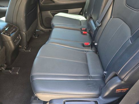 Certified 2023 INFINITI QX60 Luxe w/ Cargo Package FWD image 12