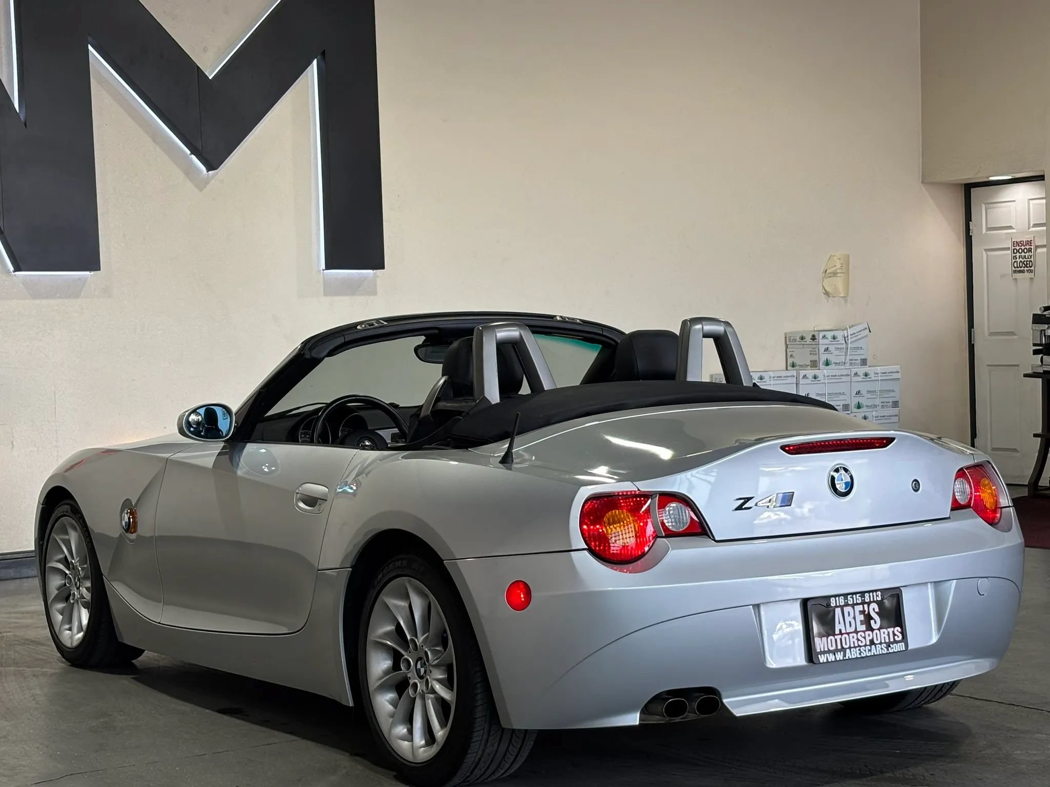 Used 2003 BMW Z4 2.5i RWD image 14