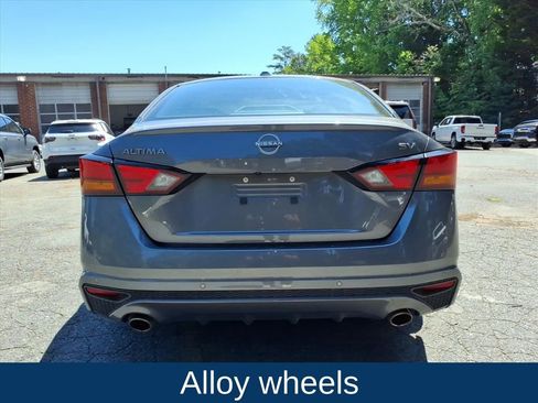 Used 2024 Nissan Altima 2.5 SV w/ SV Premium Package FWD image 33