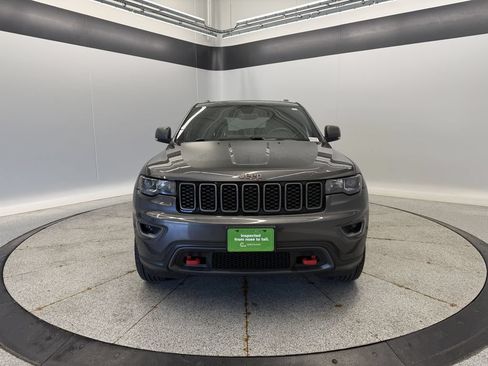 Certified 2017 Jeep Grand Cherokee Trailhawk AWD/4WD image 11