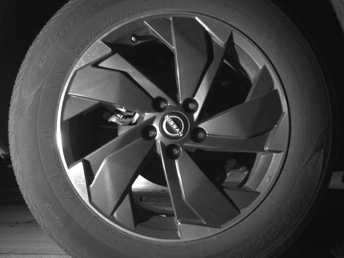 Used 2025 Nissan Rogue SV image 15