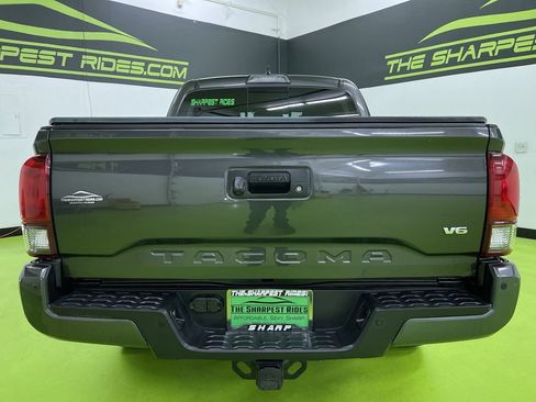 Used 2018 Toyota Tacoma 4x4 Double Cab image 8