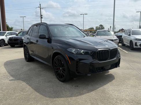 Certified 2024 BMW X5 sDrive40i w/ M Sport Package RWD image 3