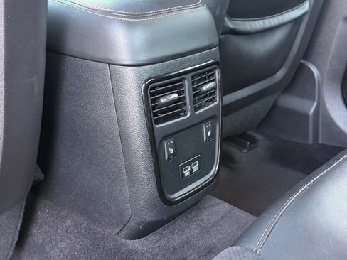 Used 2017 Dodge Charger R/T RWD image 26