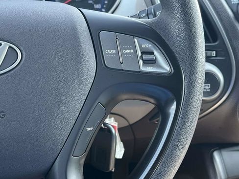 Used 2015 Hyundai Tucson GLS w/ Option Group 02 FWD image 26