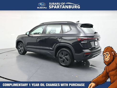 Used 2025 Volkswagen Taos S FWD image 6