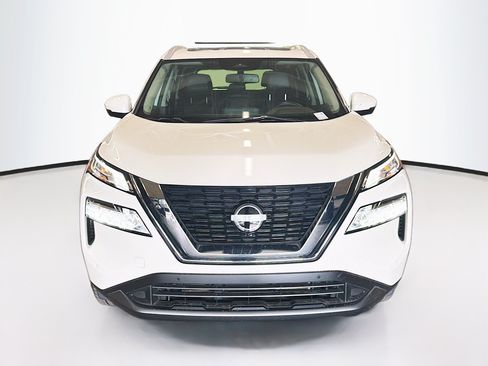 Used 2023 Nissan Rogue SL w/ SL Premium Package AWD/4WD image 2