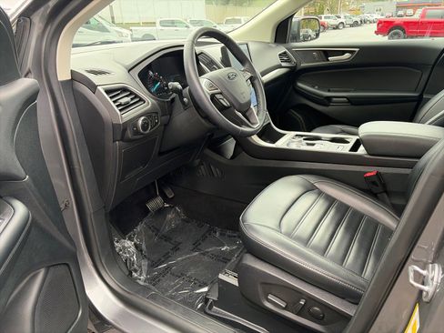 Used 2024 Ford Edge SEL w/ Convenience Package AWD/4WD image 9