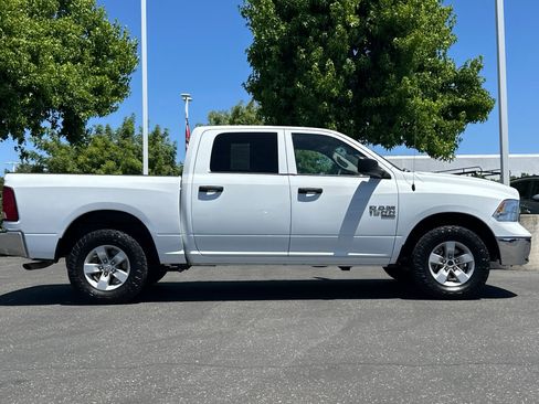 Used 2023 RAM 1500 Classic SLT w/ Electronics Group AWD/4WD image 3