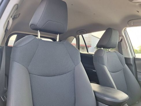 Used 2025 Toyota RAV4 LE FWD image 26