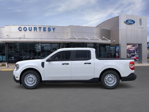 New 2026 Ford Maverick XL image 3