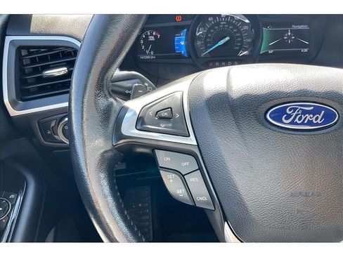 Used 2016 Ford Edge SEL w/ Equipment Group 201A AWD/4WD image 20