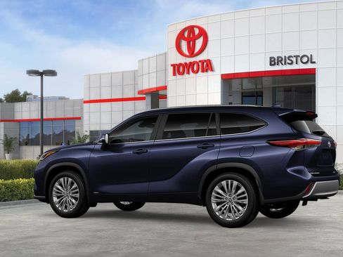 New 2026 Toyota Highlander Platinum image 27