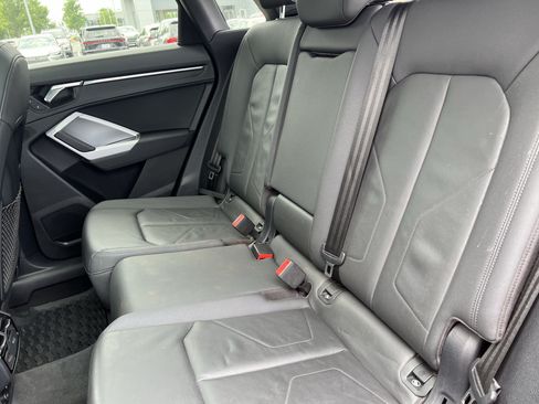 Used 2020 Audi Q3 2.0T Premium w/ Convenience Package AWD/4WD image 33