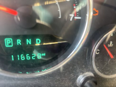 Used 2015 Jeep Wrangler Sahara AWD/4WD image 10