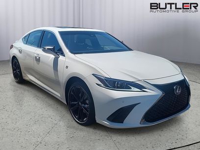 Used 2023 Lexus ES 350 F Sport w/ Accessory Package (Z2)