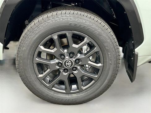 New 2026 Toyota Tundra Platinum image 8