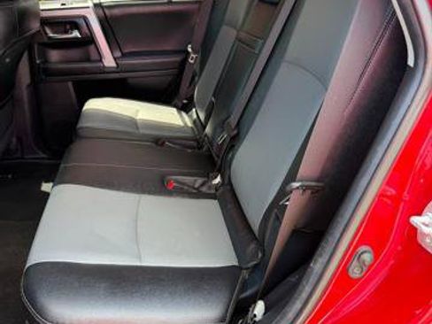 Used 2018 Toyota 4Runner SR5 Premium AWD/4WD image 6