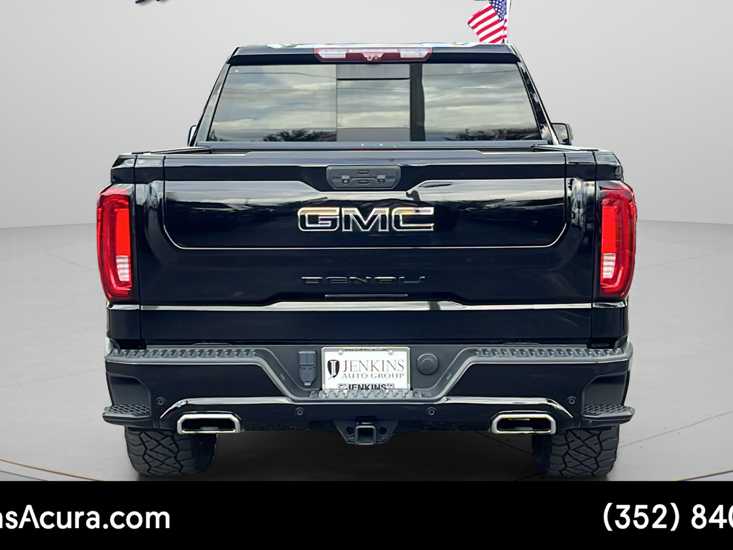 Used 2023 GMC Sierra 1500 Denali AWD/4WD image 4