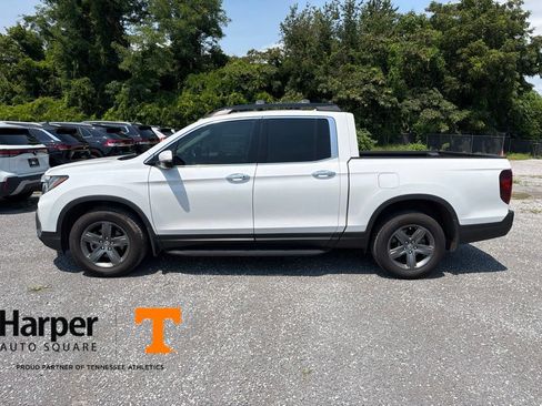 Used 2023 Honda Ridgeline RTL-E image 2