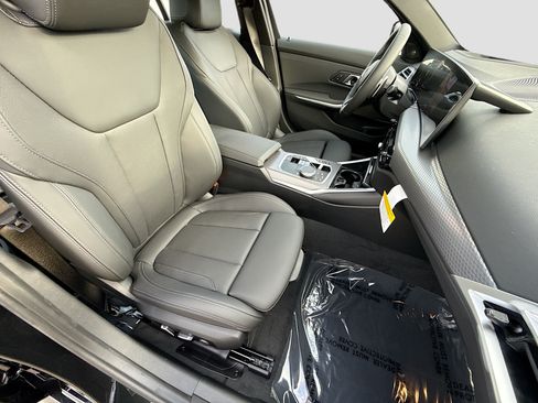 New 2026 BMW 330i Sedan w/ M Sport Package RWD image 15