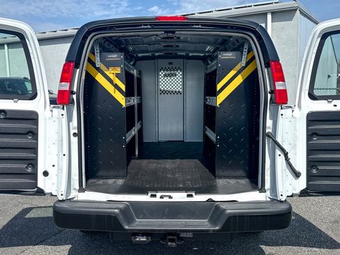 New 2025 Chevrolet Express 3500 w/ Driver Convenience Package RWD image 23