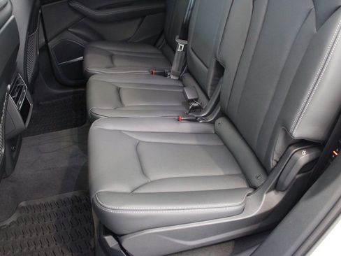 New 2026 Audi Q7 3.0T Prestige image 23