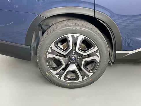 Used 2024 Subaru Ascent Limited image 38