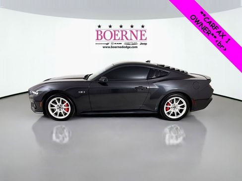 Used 2024 Ford Mustang GT Premium image 4