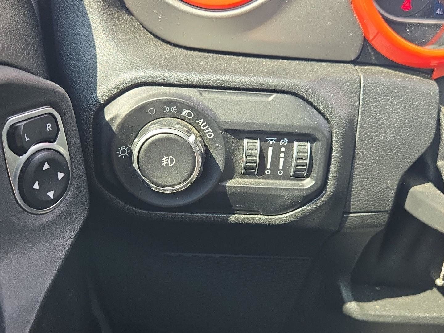 Used 2021 Jeep Wrangler Unlimited Sport AWD/4WD image 21