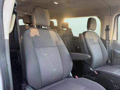 Used 2023 Ford Transit 350 XLT image 35