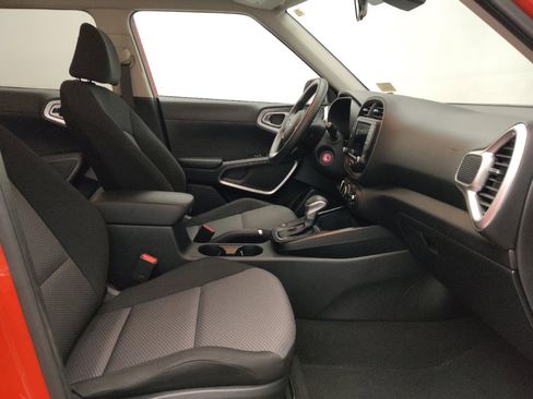Used 2024 Kia Soul LX w/ Option Group 015 image 21