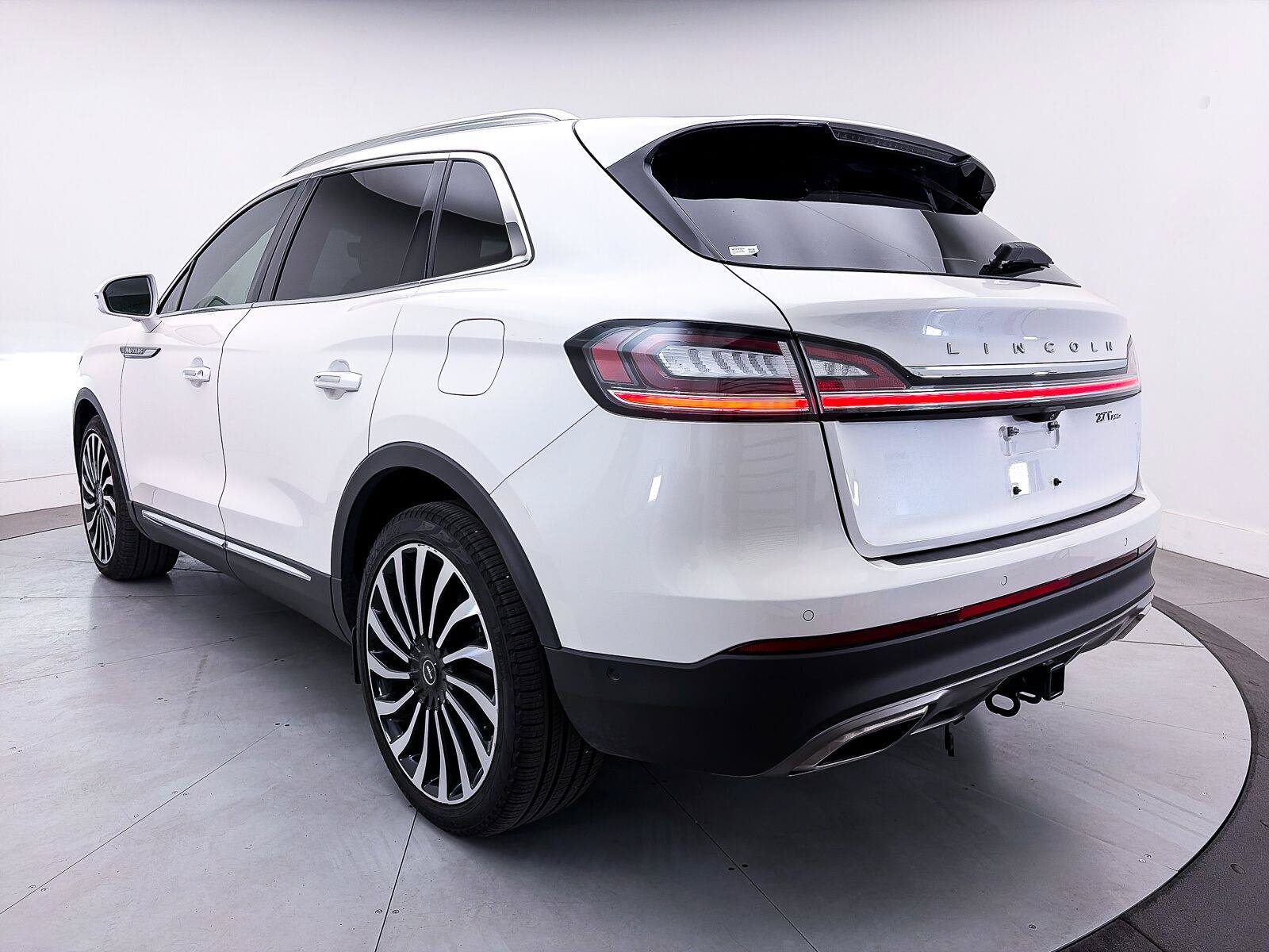 Used 2019 Lincoln Nautilus Black Label AWD/4WD image 13