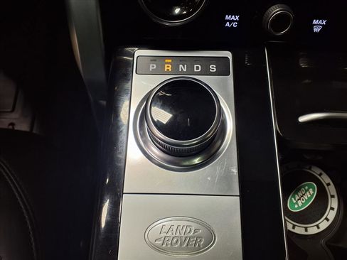 Used 2020 Land Rover Range Rover Long Wheelbase HSE image 16