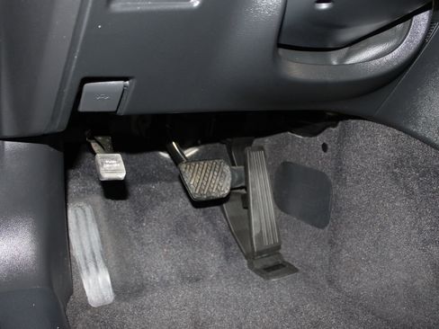 Used 2019 INFINITI Q60 3.0t Luxe w/ Essential Package image 7