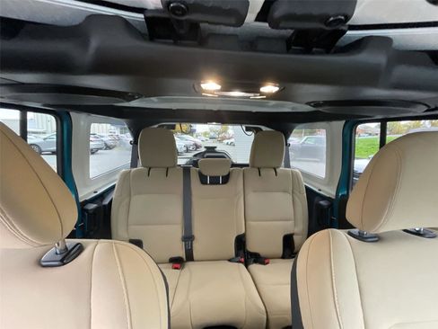 Used 2020 Jeep Wrangler Unlimited Sport image 27