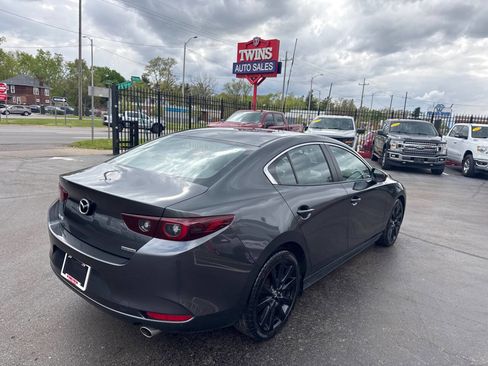 Used 2024 MAZDA MAZDA3 s FWD image 5
