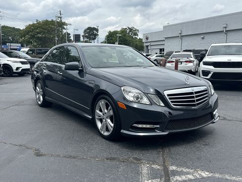 Used 2013 Mercedes-Benz E 350 Sedan image 2