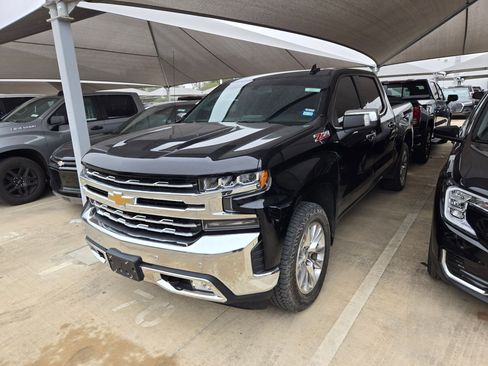 Certified 2022 Chevrolet Silverado 1500 LTZ image 3