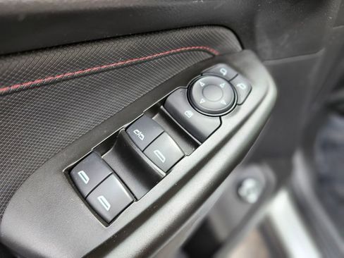 Used 2023 Chevrolet TrailBlazer RS w/ Sun and Liftgate Package FWD image 15