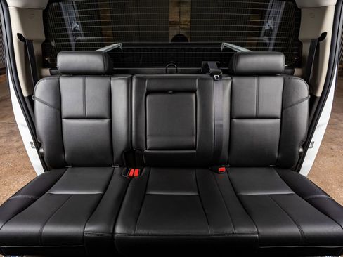 Used 2014 Chevrolet Silverado 2500 LTZ w/ LTZ Plus Package image 32