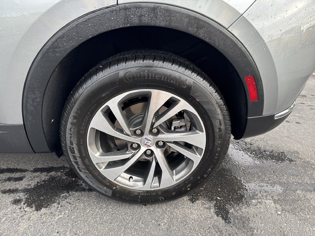 Used 2023 Buick Envision Essence AWD/4WD image 14